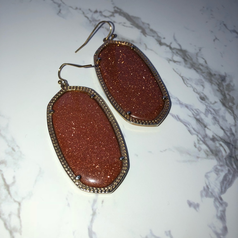 SOLD🔴Goldstone Danielles✨